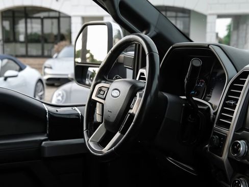 Used 2021 Ford F250 Platinum w/ FX4 Off-Road Package image 10