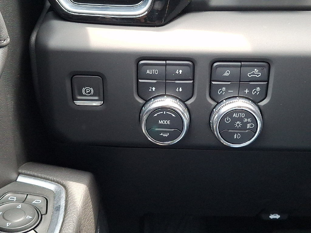Used 2023 GMC Sierra 1500 Denali w/ Denali Reserve Package AWD/4WD image 28