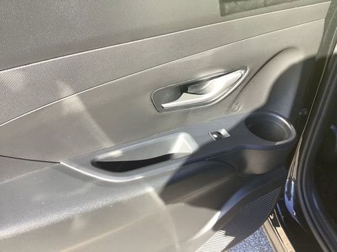 Certified 2025 Hyundai Santa Cruz SE image 21