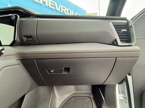 New 2026 GMC Sierra 2500 AT4 w/ AT4 Premium Plus Package image 11