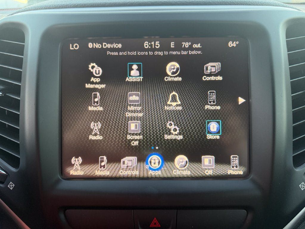 Used 2016 Jeep Cherokee Trailhawk w/ Comfort/Convenience Group AWD/4WD image 9