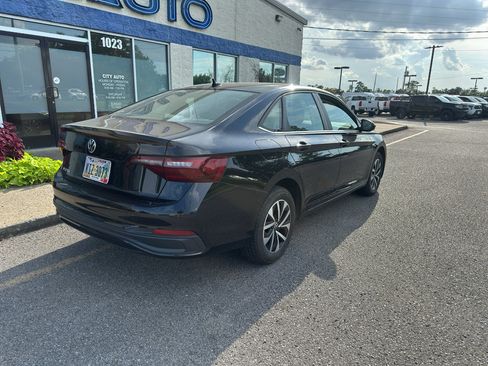 Used 2024 Volkswagen Jetta S FWD image 4