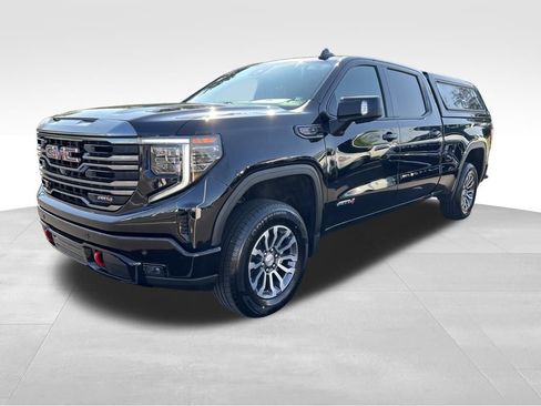 Used 2023 GMC Sierra 1500 AT4 image 3