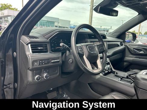 Used 2023 GMC Yukon Denali RWD image 12