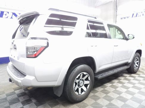 Used 2024 Toyota 4Runner TRD Off-Road Premium image 4