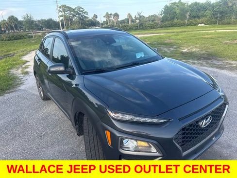 Used 2021 Hyundai Kona Ultimate w/ Cargo Package FWD image 2