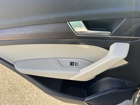 Used 2023 Audi Q5 2.0T Premium w/ Convenience Package image 35