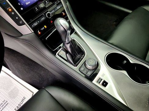 Used 2017 INFINITI Q50 3.0t Premium w/ Driver Assistance Package AWD/4WD image 17