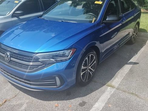 Used 2024 Volkswagen Jetta Sport FWD image 1