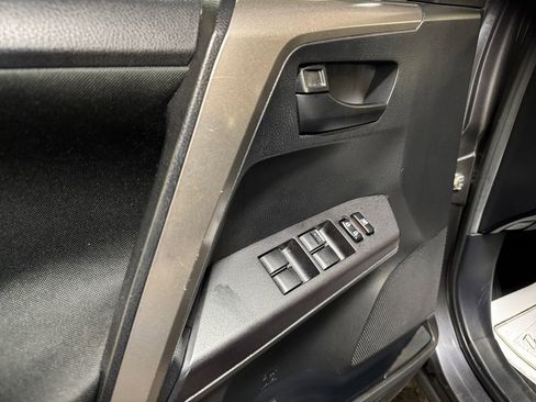 Used 2018 Toyota RAV4 LE w/ All Weather Liner Package AWD/4WD image 14