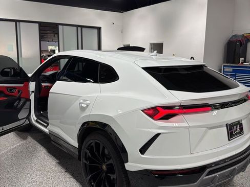 Used 2020 Lamborghini Urus AWD/4WD image 5
