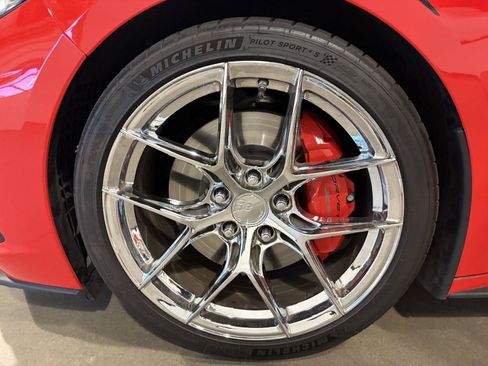 Used 2022 Chevrolet Corvette Stingray Preferred Conv w/ Z51 Performance Package RWD image 45