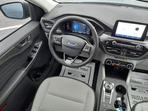 New 2026 Ford Escape Active w/ Cold Weather Package FWD image 14