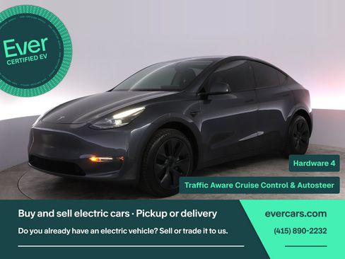 Used 2025 Tesla Model Y Long Range AWD/4WD image 1