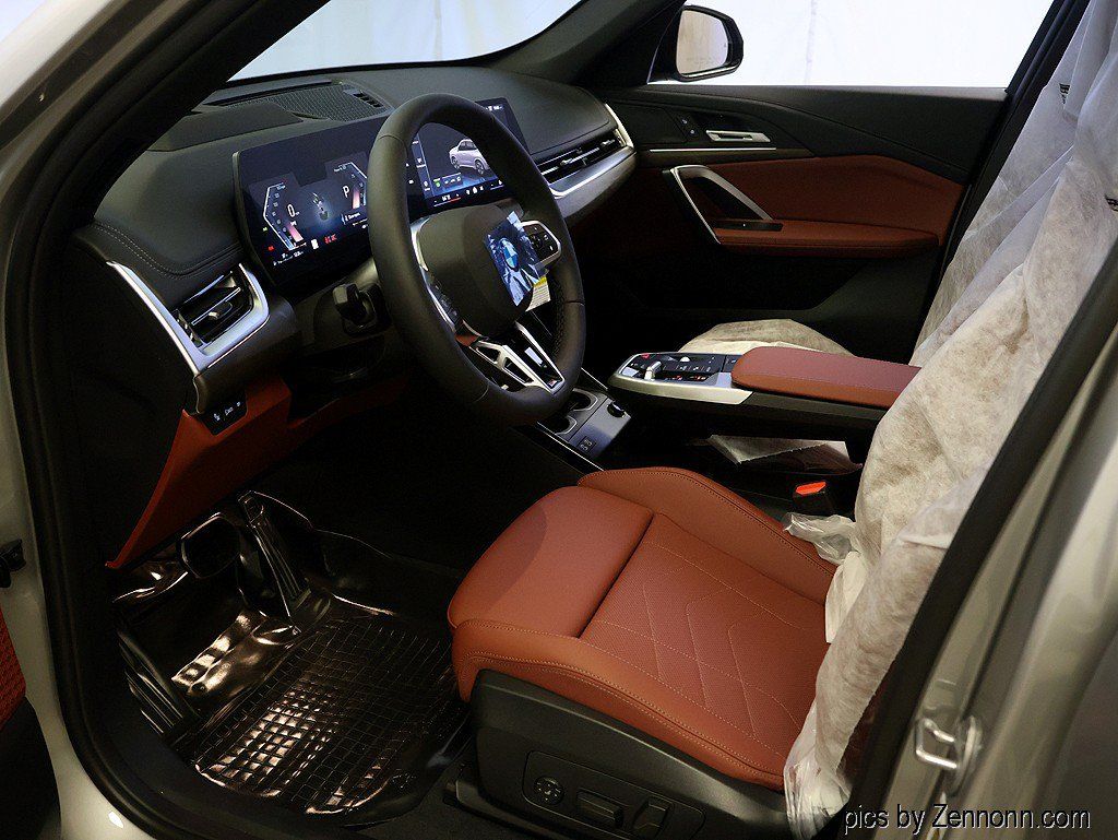 New 2027 BMW X1 xDrive28i AWD/4WD image 11