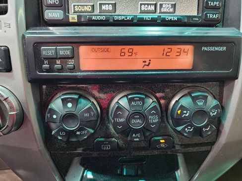 Used 2003 Toyota 4Runner Limited AWD/4WD image 23