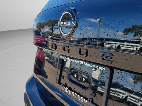 New 2026 Nissan Rogue SV image 8