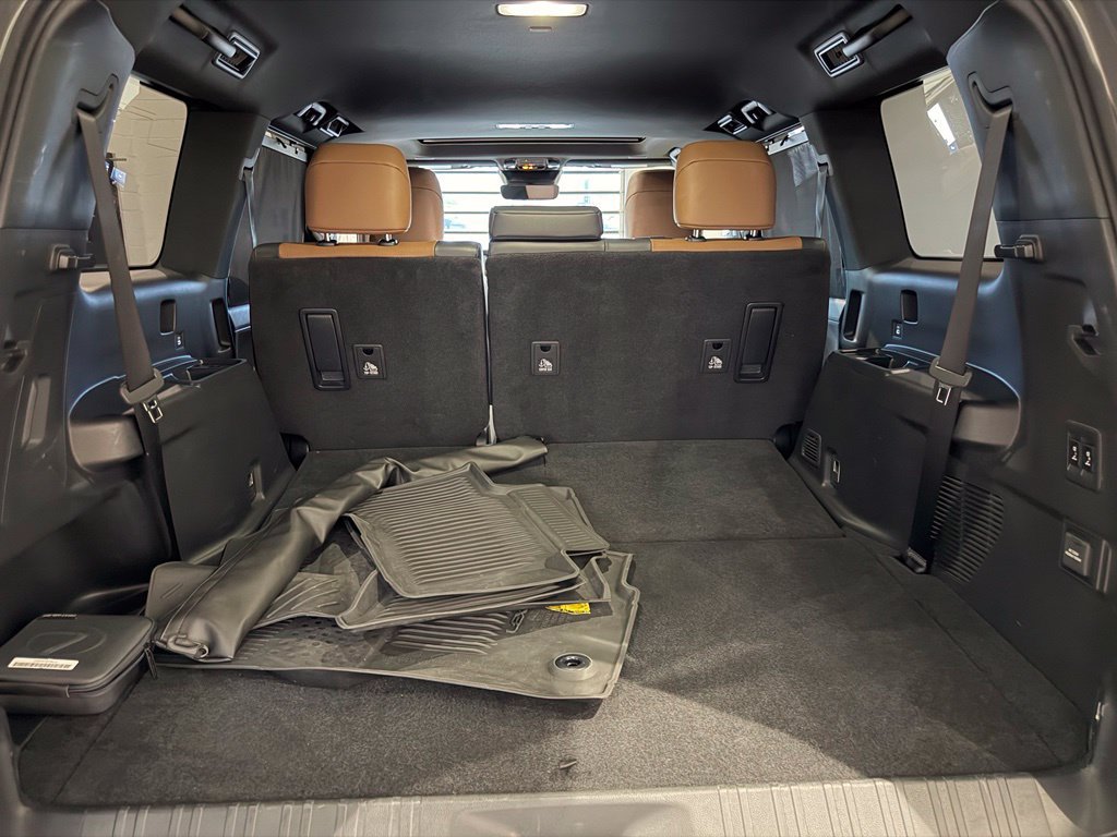 Used 2024 Lexus GX 550 w/ Accessory Package (Z1) AWD/4WD image 55