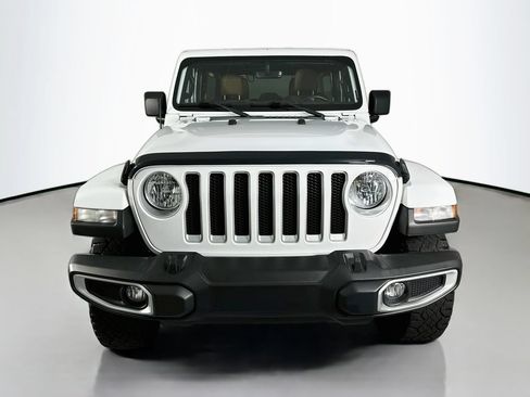 Used 2022 Jeep Wrangler Unlimited Sahara w/ Cold Weather Group AWD/4WD image 6