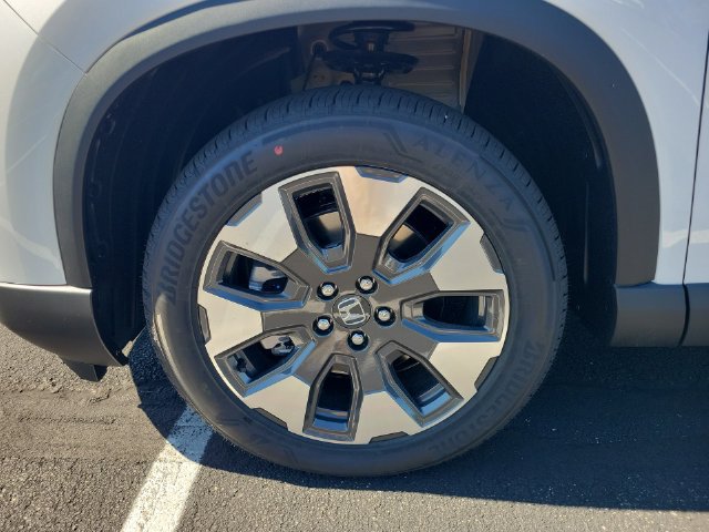 New 2026 Honda Pilot Touring image 17