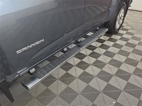 Used 2015 GMC Canyon SLT w/ Driver Alert Package image 9