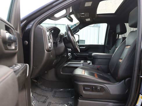 Used 2023 GMC Sierra 3500 AT4 w/ AT4 Preferred Package AWD/4WD image 20