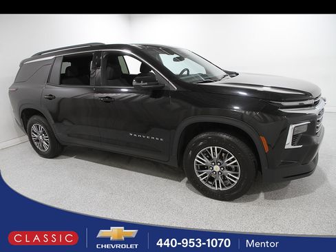 Certified 2024 Chevrolet Traverse LT AWD/4WD image 1