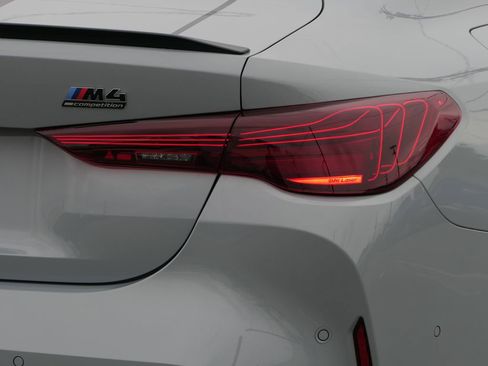 Used 2025 BMW M4 Competition w/ Executive Package image 5