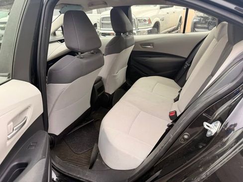 Used 2020 Toyota Corolla LE image 12