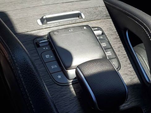 Used 2021 Mercedes-Benz GLE 350 image 32
