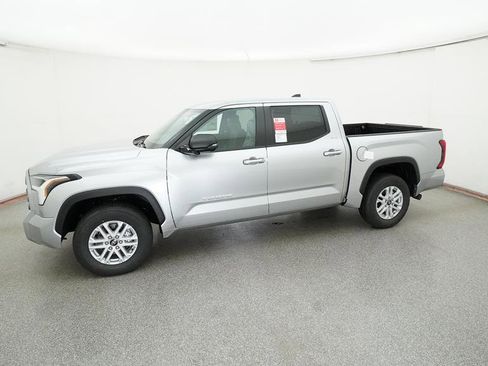 New 2025 Toyota Tundra SR5 image 5