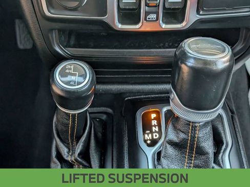 Used 2021 Jeep Gladiator Overland AWD/4WD image 22