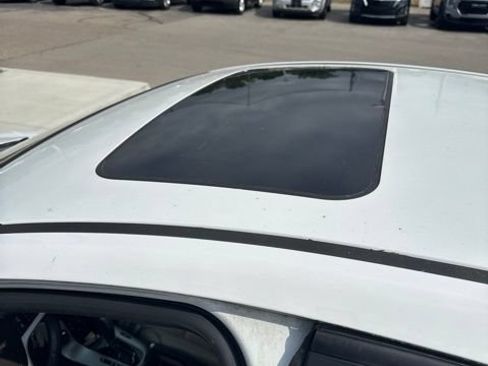 Used 2015 Chevrolet Cruze LT w/ Sun, Sound and Sport Package FWD image 9