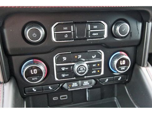Used 2024 Chevrolet Tahoe RST w/ Luxury Package AWD/4WD image 12