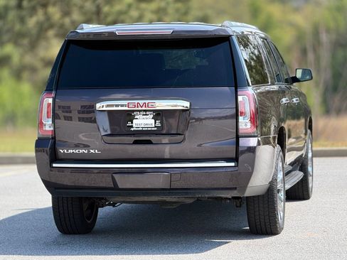 Used 2016 GMC Yukon XL Denali w/ Enhanced Security Package image 7