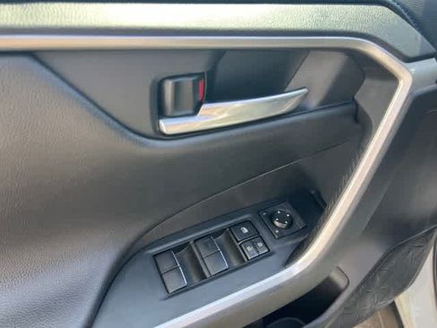 Used 2020 Toyota RAV4 XSE w/ XSE Grade Weather Package AWD/4WD image 14