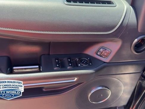 Certified 2024 Ford Expedition XLT AWD/4WD image 7