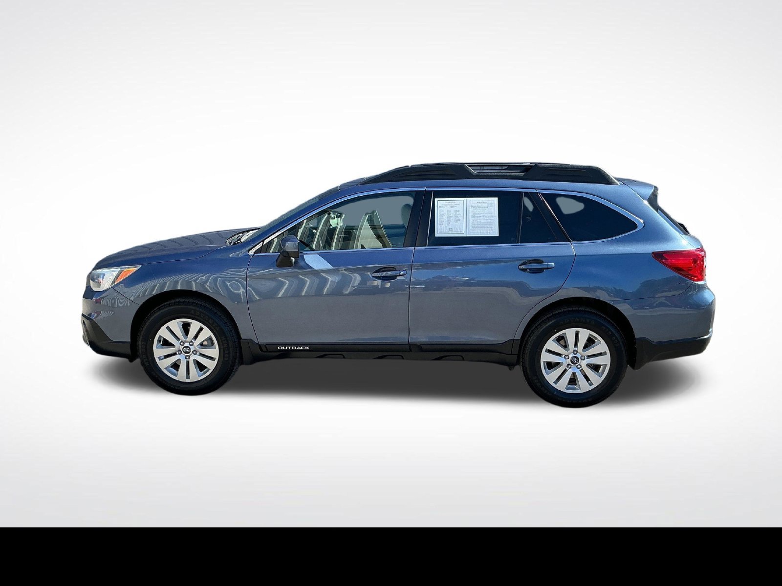Used 2017 Subaru Outback 2.5i Premium AWD/4WD image 2