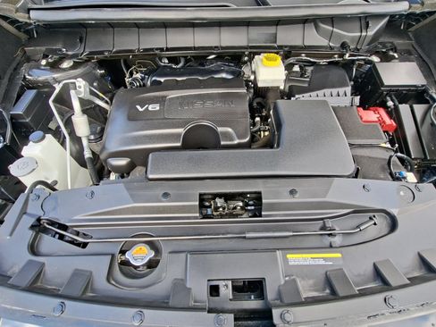 Used 2023 Nissan Pathfinder Platinum w/ Lighting Package (N93) FWD image 25
