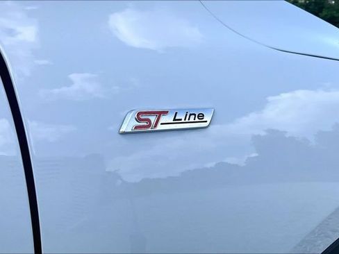 Used 2025 Ford Escape ST-Line FWD image 13