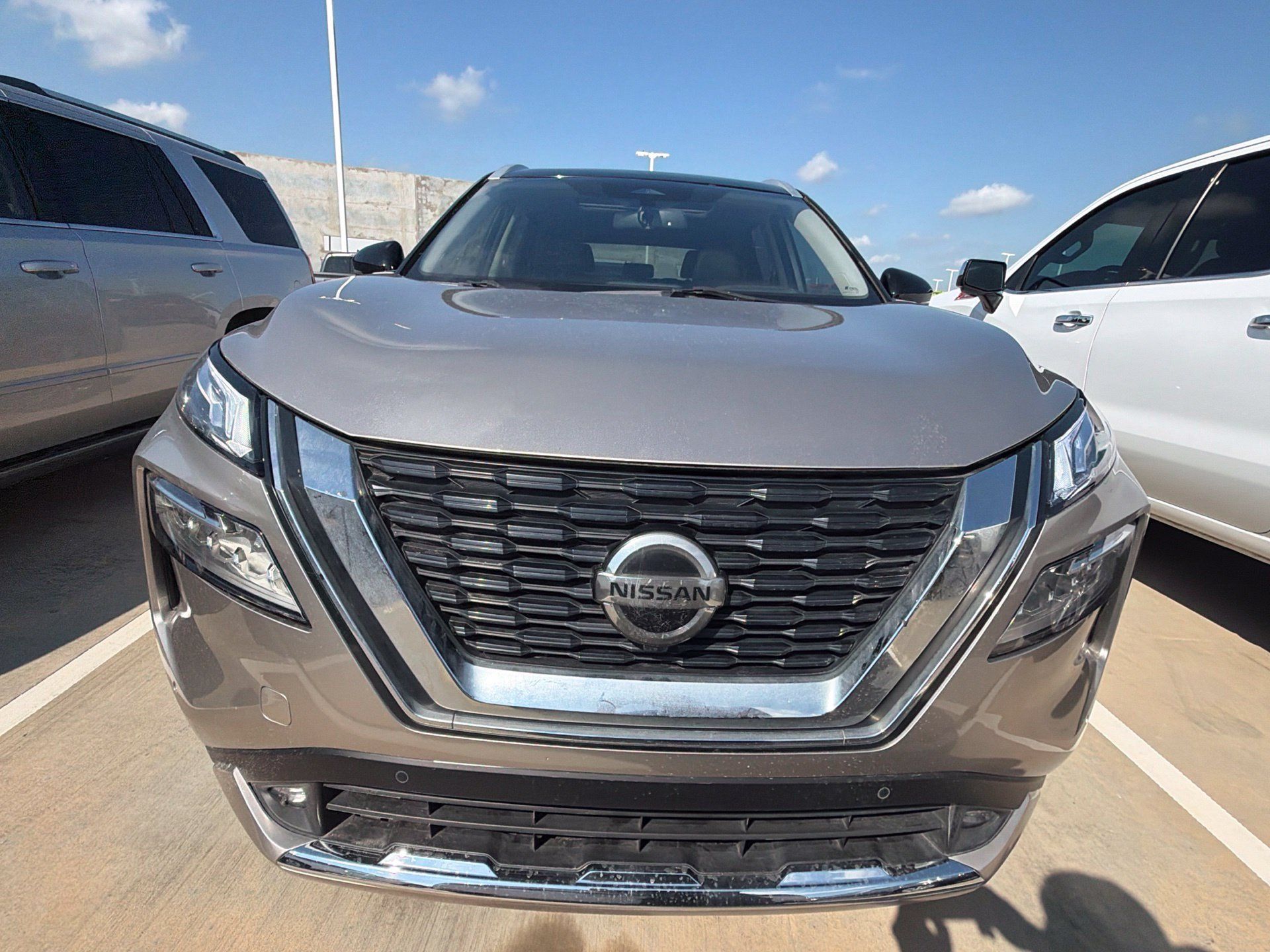 Used 2021 Nissan Rogue Platinum FWD image 8
