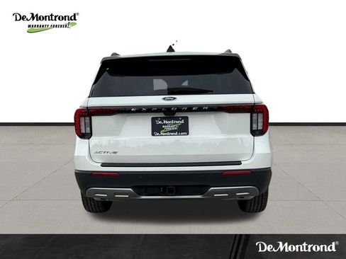 New 2025 Ford Explorer Active w/ Active Comfort Package image 6