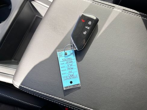 New 2026 Volkswagen Atlas SE image 18