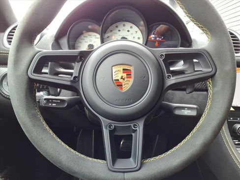 Certified 2025 Porsche 718 Boxster Spyder RS image 20