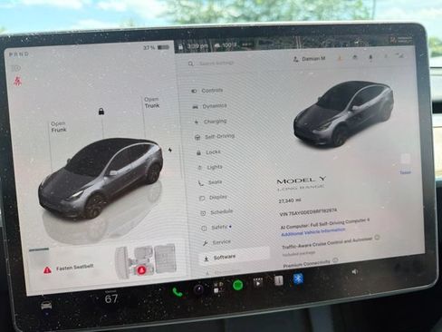 Used 2024 Tesla Model Y Long Range RWD image 34