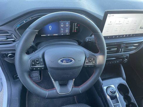 Used 2023 Ford Escape ST-Line w/ Tech Pack #1 image 15