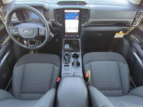 New 2025 Ford Ranger XLT image 15