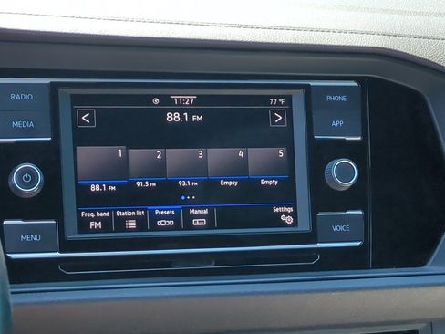 Used 2020 Volkswagen Jetta R-Line image 23