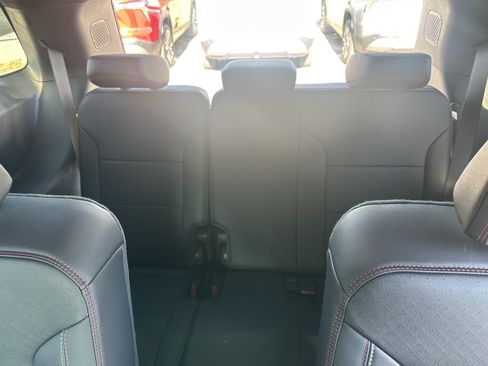 Used 2026 Chevrolet Traverse RS w/ LPO, Floor Liner Package FWD image 25
