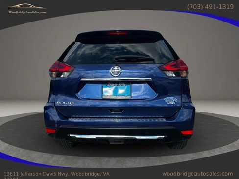 Used 2019 Nissan Rogue S image 5
